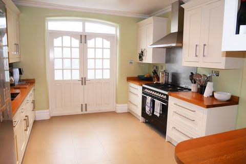 54 Clive Road, London, SW19 2JB