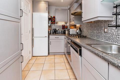 5 Chillington Way, Stoke-on-trent, ST6 8GJ
