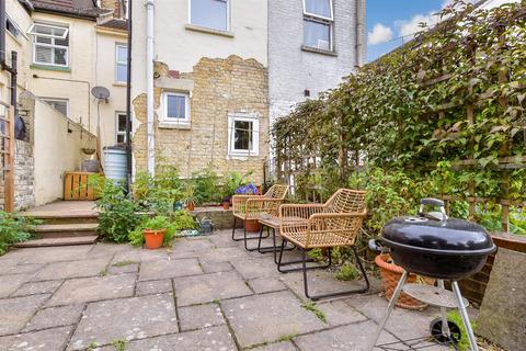 3 bedroom terraced house for sale, Tonbridge Road, Maidstone, Kent