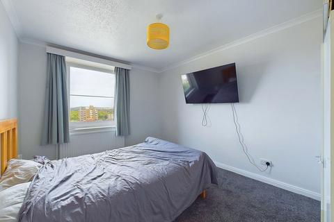 2 bedroom flat for sale, Balcombe Court, West Parade, Worthing, BN11