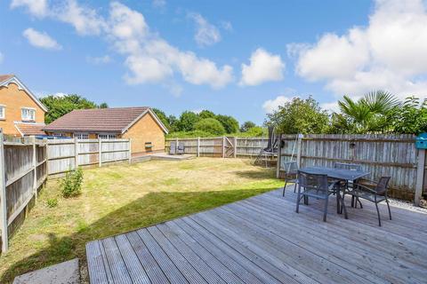61 Gordon Close, Ashford, TN24 8RG