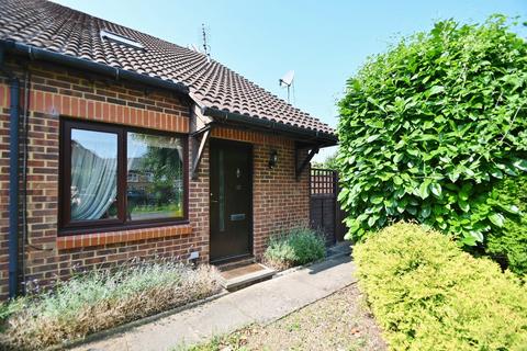 12 Cobb Close, Datchet, Slough, SL3 9QZ