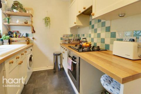 2 bedroom flat to rent, Lichfield Road, Cambridge