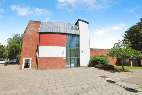 1 bedroom flat for sale, Moors Walk, Welwyn Garden City, Herts, AL7