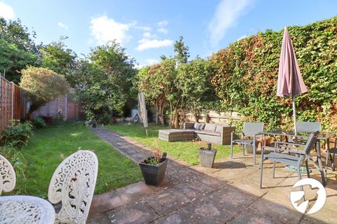 66 Edington Road, London, SE2 9JT