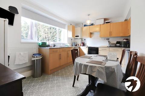 66 Edington Road, London, SE2 9JT