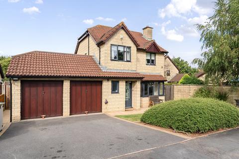 4 bedroom detached house for sale, Scott Court, Bristol BS30