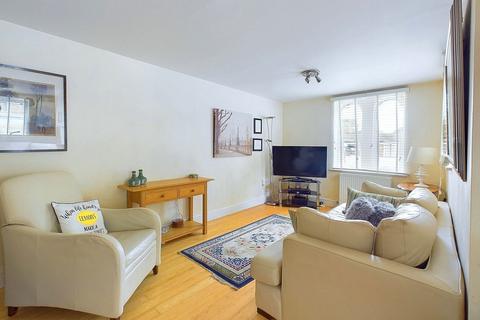 2 bedroom ground floor flat for sale, Selden Road, Worthing, BN11 2LN