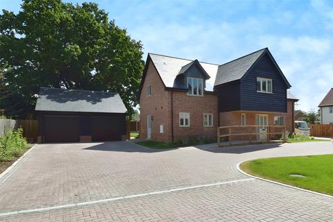 4 bedroom detached house for sale, School Close, Stutton, Ipswich, Suffolk, IP9