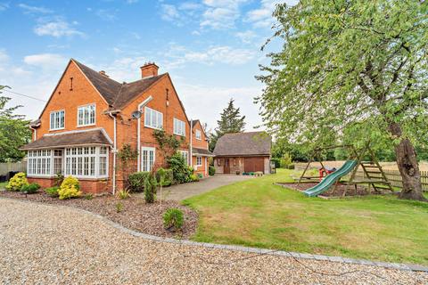 5 bedroom detached house for sale, Orchard Road, Hurst, Reading