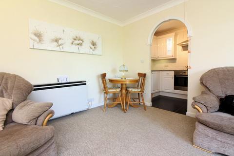 1 bedroom retirement property for sale, Pond Court, The Ridgeway, Codicote, Hitchin, SG4