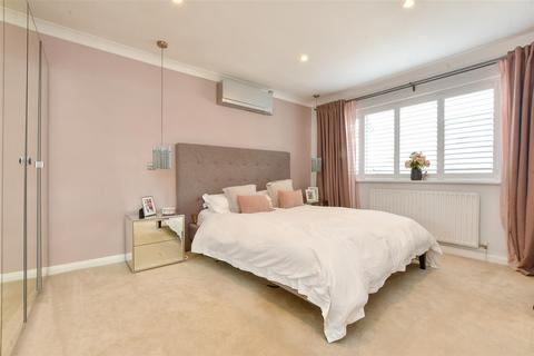 undefined, Chilham Road, Maidstone, Kent