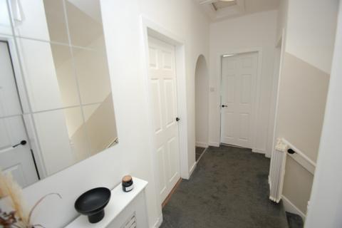 52 Arnhall Place, Glasgow, G52 1PT