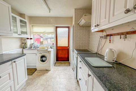 7 Burnham Road, Hullbridge, Hockley, SS5 6BG