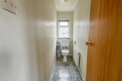 7 Burnham Road, Hullbridge, Hockley, SS5 6BG