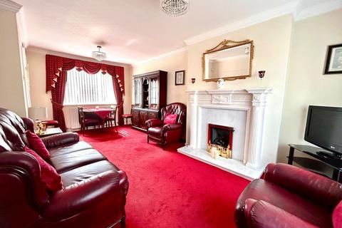 3 bedroom detached house for sale, Highland Close, Mansfield Woodhouse