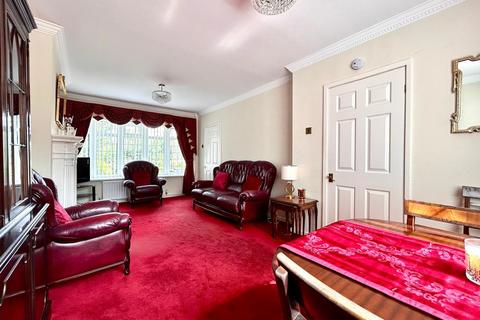 3 bedroom detached house for sale, Highland Close, Mansfield Woodhouse