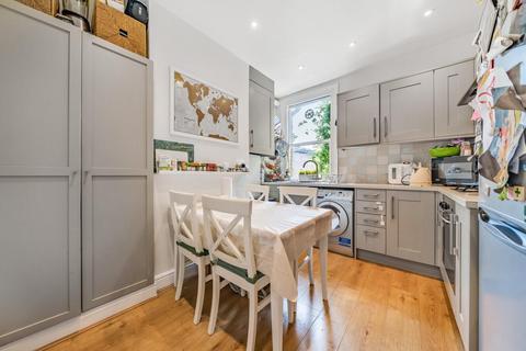 2 bedroom flat for sale, Hamilton Road, Wimbledon