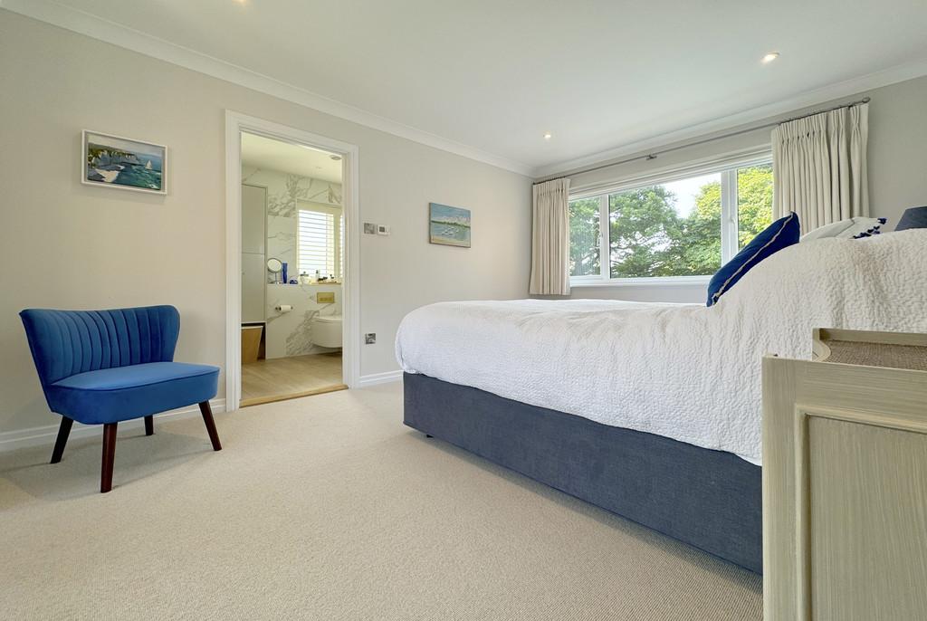 5 TG Bedroom 1 b