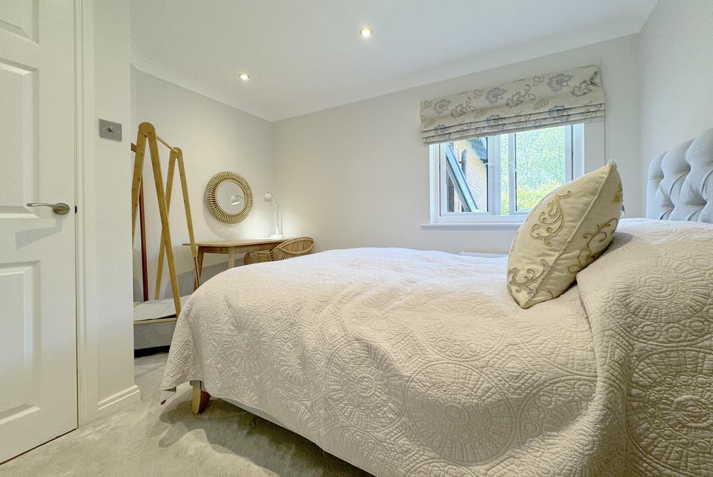 5 TG Bedroom 3
