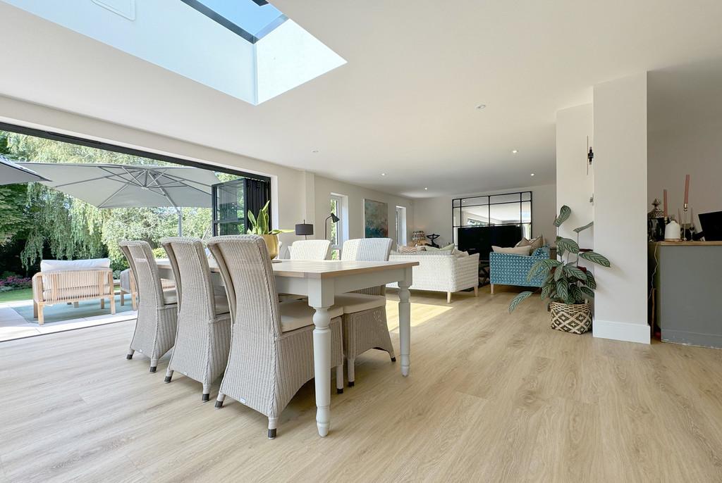 5 TG Dining Area