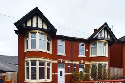 4 bedroom semi-detached house for sale, Bennett Avenue, Blackpool FY1