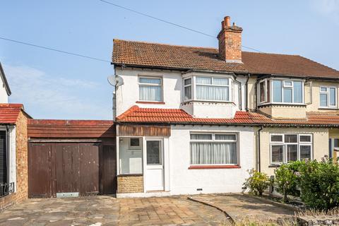 25 Byron Gardens, Sutton, SM1 3QG