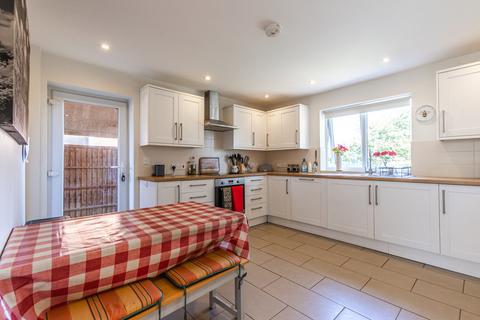 3 bedroom detached house for sale, Beeston