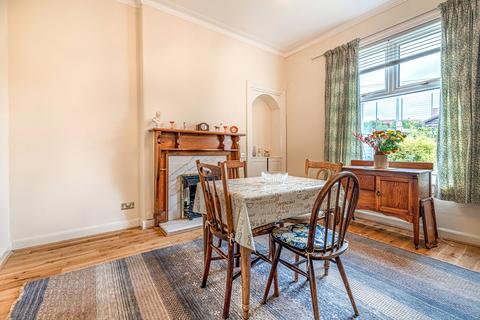 82 Randolph Road, Glasgow, G11 7EE