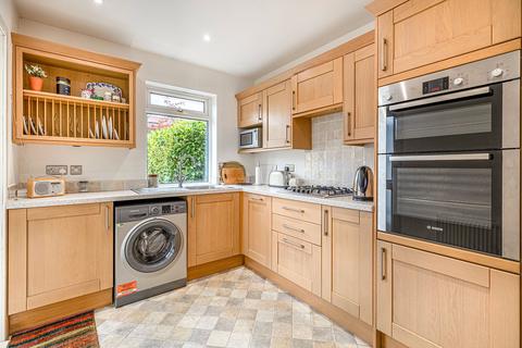 82 Randolph Road, Glasgow, G11 7EE
