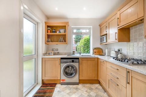 82 Randolph Road, Glasgow, G11 7EE