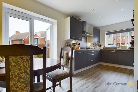 25 Dexter Drive, Bramshall, Uttoxeter, ST14 5FL