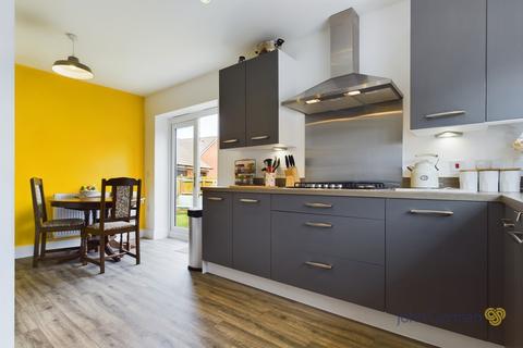 25 Dexter Drive, Bramshall, Uttoxeter, ST14 5FL