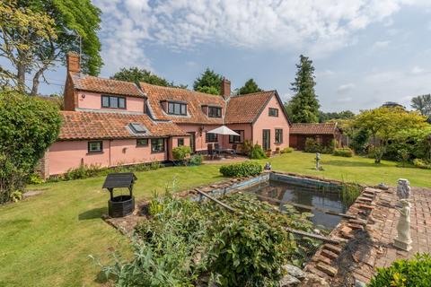 4 bedroom detached house for sale, The Street, Geldeston, Beccles