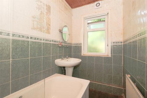 193 Lynfield Drive, Bradford, BD9 6EY