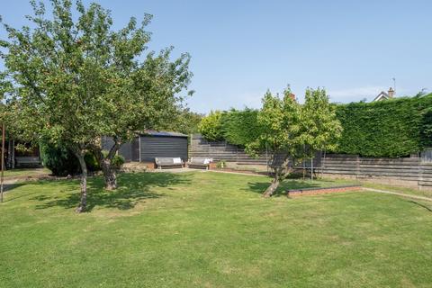 6 Allen Road, Lowestoft, NR32 3PD