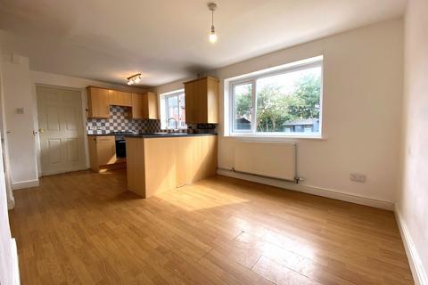 25 School Road, Uttoxeter, ST14 7HE