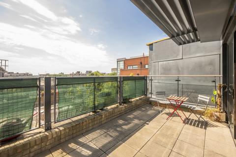 1 bedroom flat for sale, Arc House, 82 Tanner Street, London