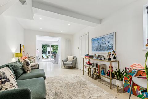 3 bedroom flat to rent, New Kings Road, London