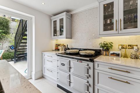 3 bedroom flat to rent, New Kings Road, London