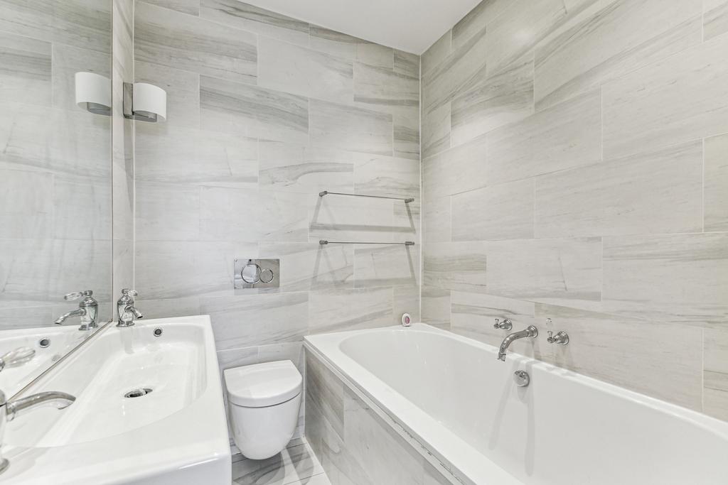 En-Suite From Master