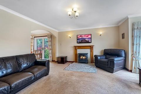 57 Riverside Park, Lochyside, Fort William, PH33 7RB