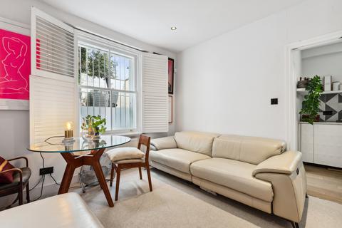 1 bedroom flat for sale, Munster Road, London