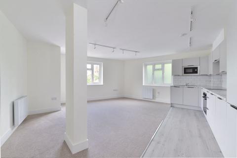 2 bedroom apartment for sale, Tylers Court, Central Cranleigh