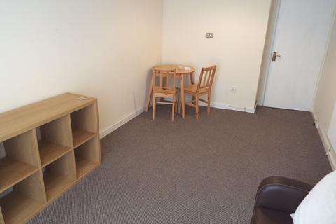 1 bedroom apartment to rent, Nelson Court, Wellington Street