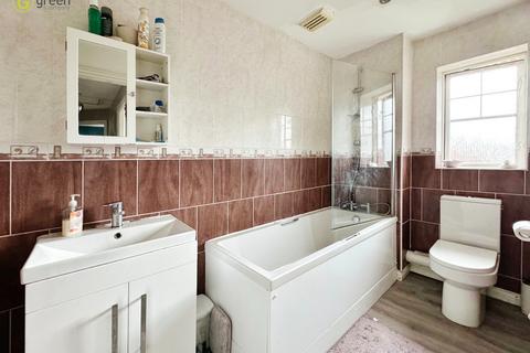 31 Okehampton Drive, West Bromwich, B71 1DE