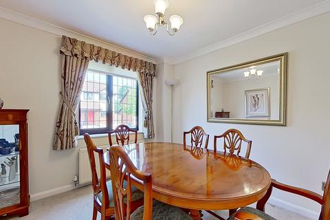 4 bedroom detached house for sale, Juniper Drive, Sutton Coldfield B76