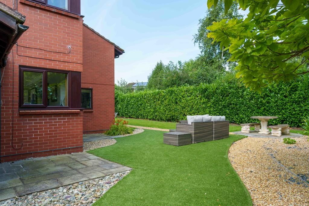 9 Green Bank, Handbridge, CH4 7 EH-10