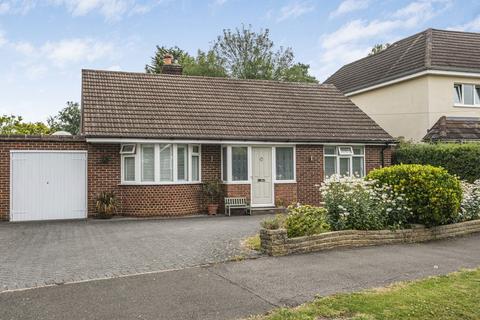 3 Willow Vale, Fetcham, Leatherhead, KT22 9TE
