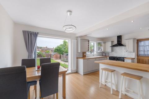 120 Windsor Drive, Orpington, BR6 6HF